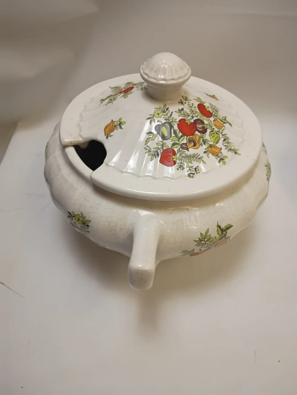 N/A white ceramic